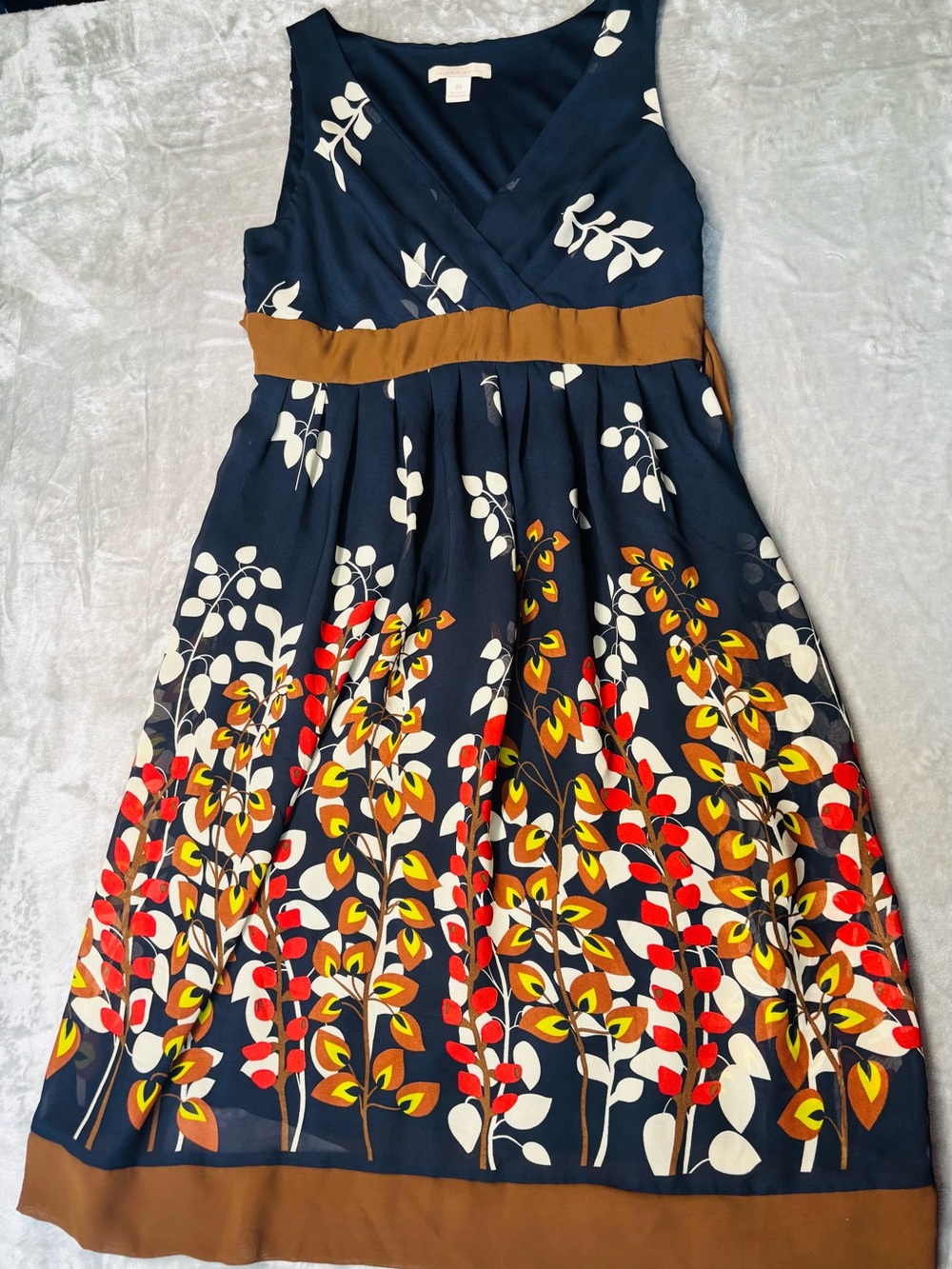 Jonathan Martin Navy Floral V-Neck Sleeveless Dress with Brown Waistband